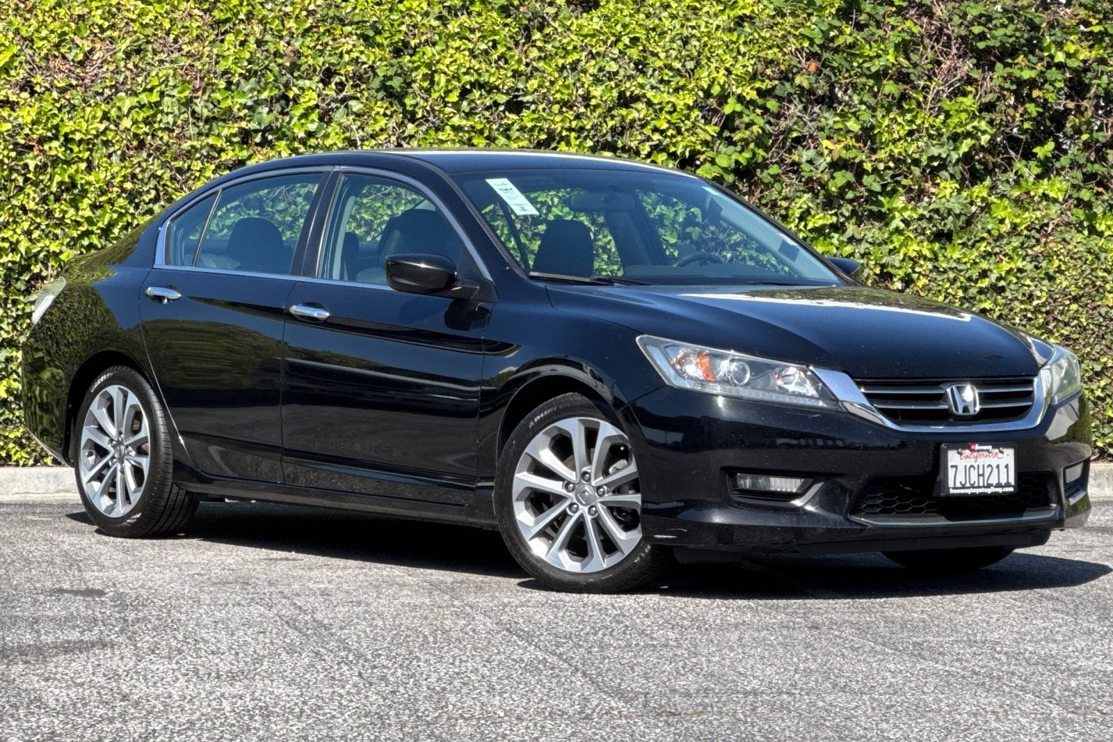 Used 2015 Honda Accord Sport with VIN 1HGCR2F56FA039441 for sale in Gilroy, CA