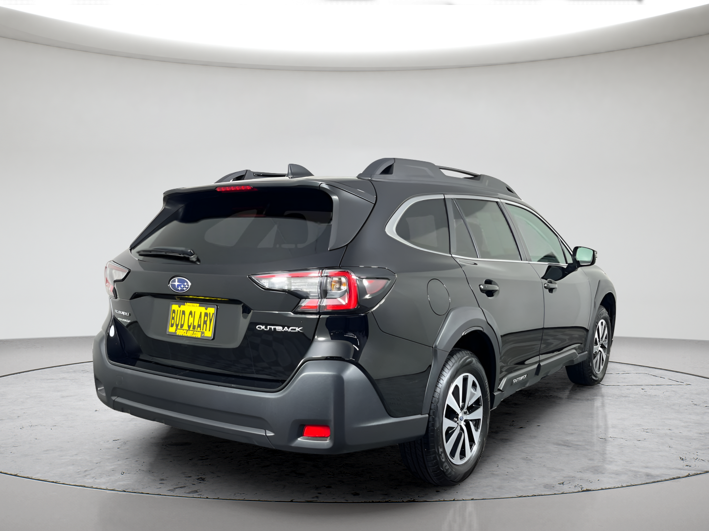 Used 2023 Crystal Black Silica Subaru Premium image 5