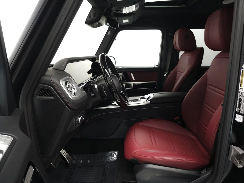 Certified Used 2025 Black Mercedes-Benz G 580 image 8