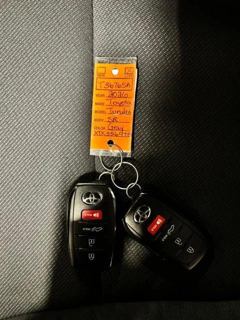 Used 2026 MAGNETIC GRAY MET. Toyota  image 25