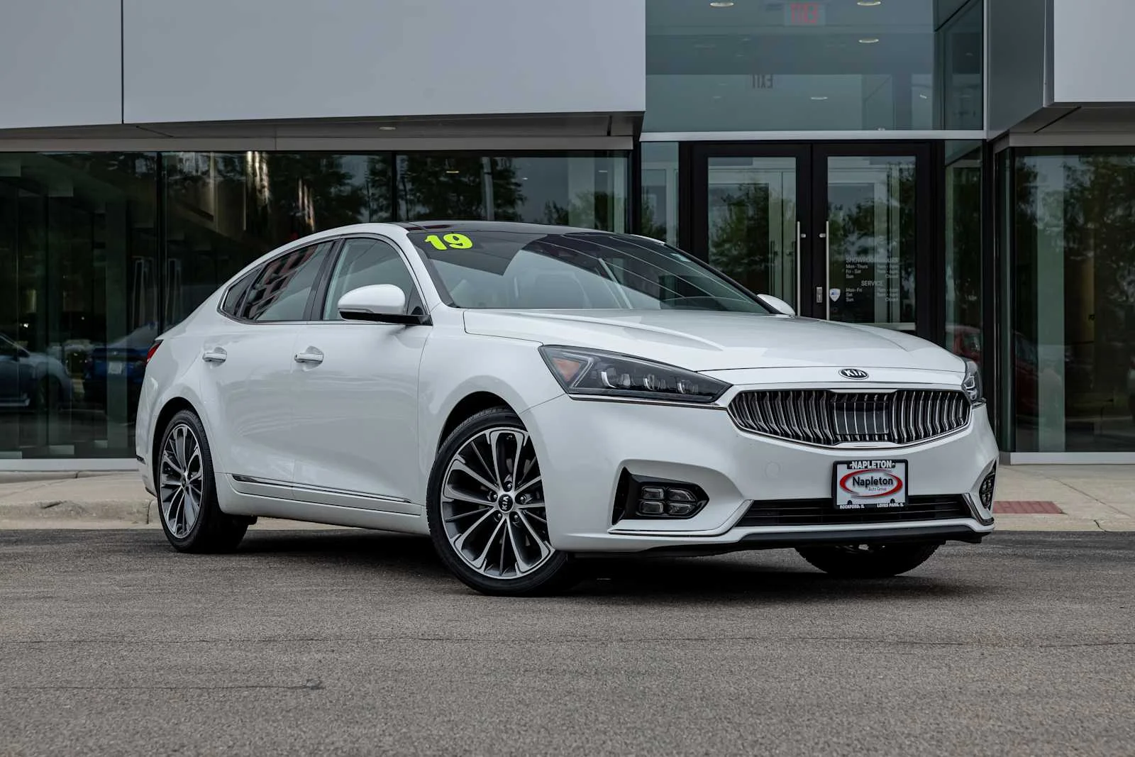 2019 Kia Cadenza Technology