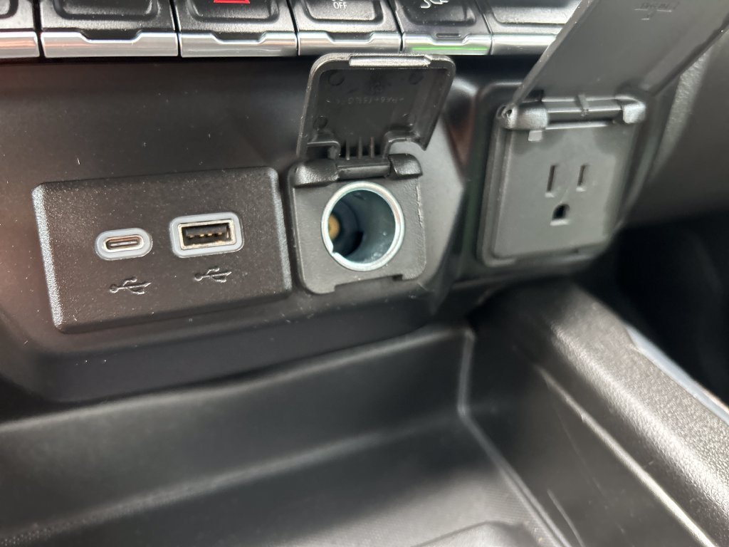 2020 Chevrolet Silverado 1500 RST - Photo 30