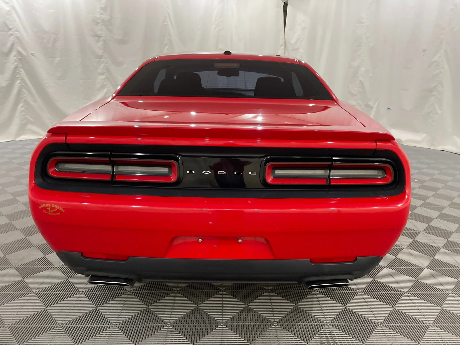 Used 2016 Torred Clearcoat Dodge R/T image 6