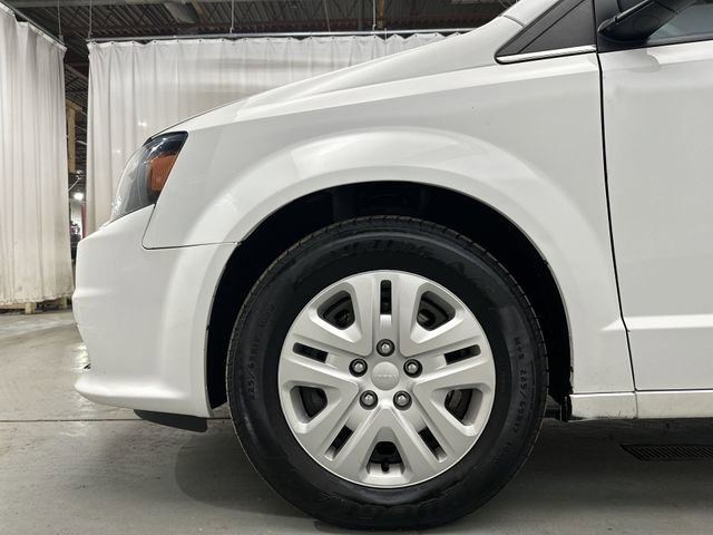Used 2019 White Dodge SE image 20