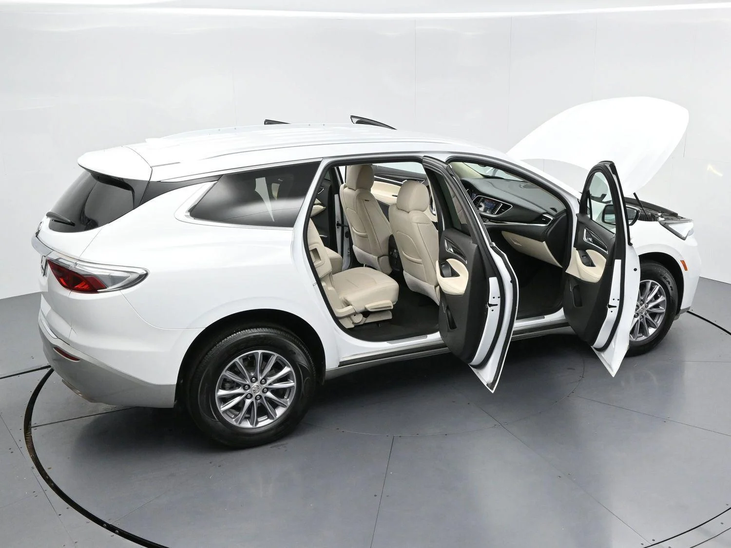 Used 2023 Summit White Buick Essence image 39