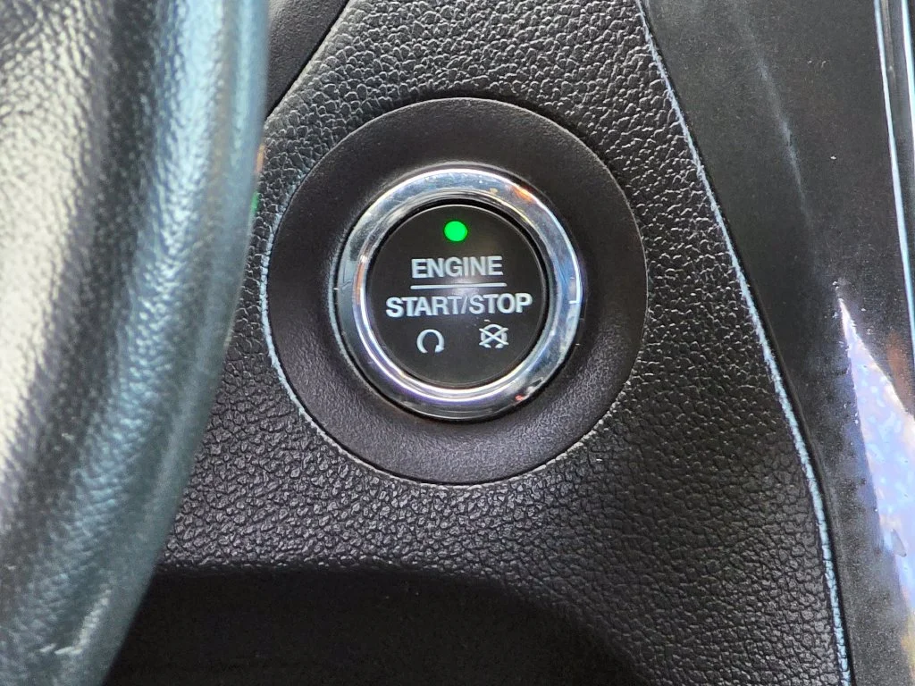 Used 2019 Red Ford XLT image 37