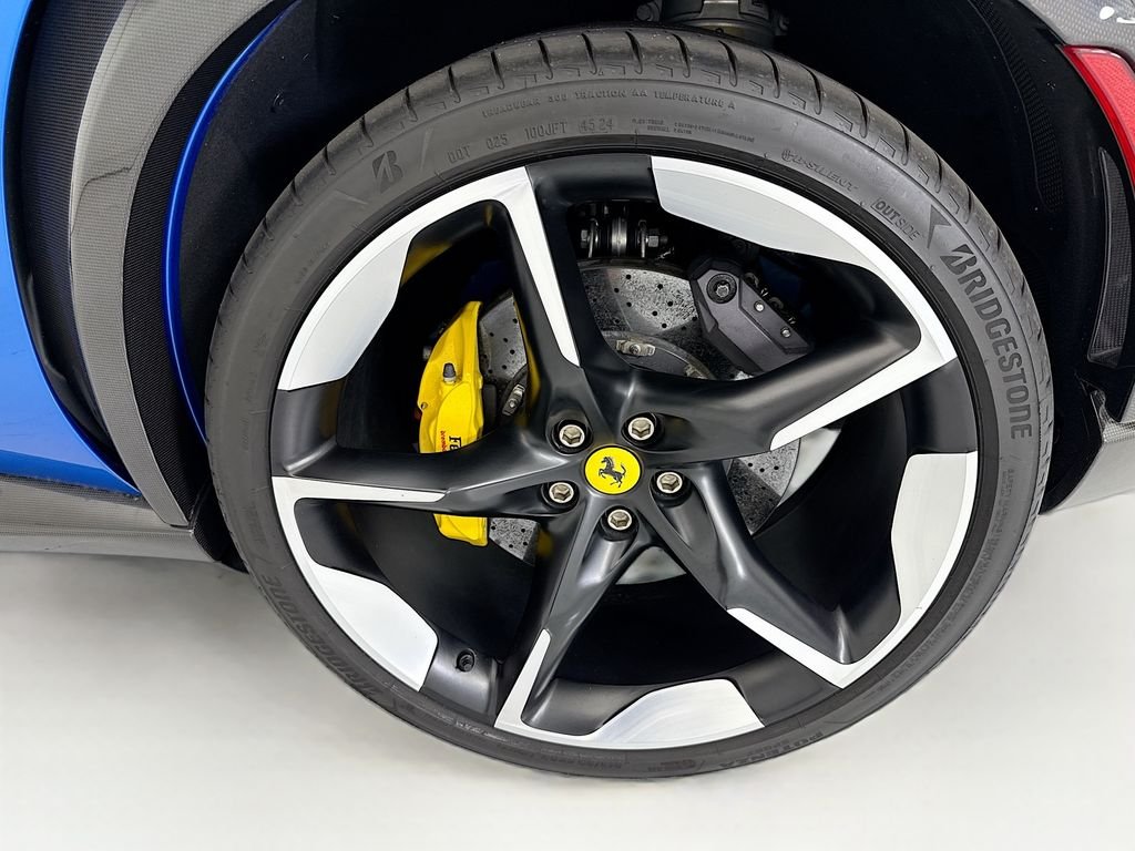 Used 2023 Blu Corsa Ferrari  image 30