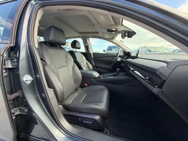 Used 2023 Gray Honda EX-L image 16