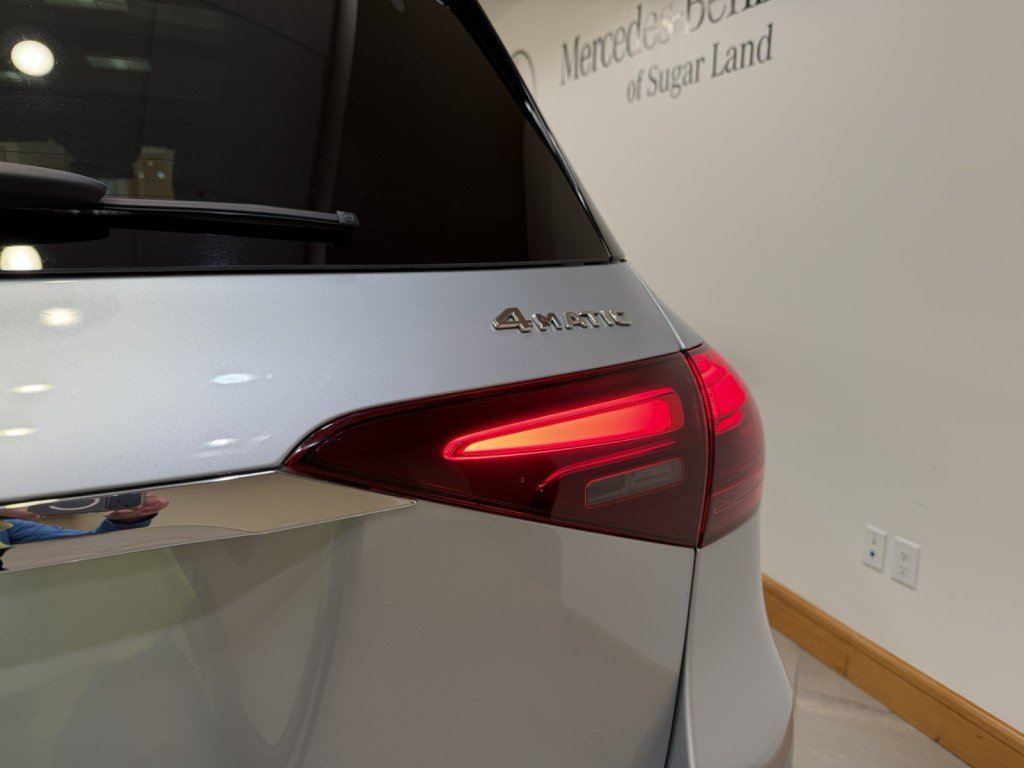 2025 Mercedes-Benz GLE GLE450E - Photo 7