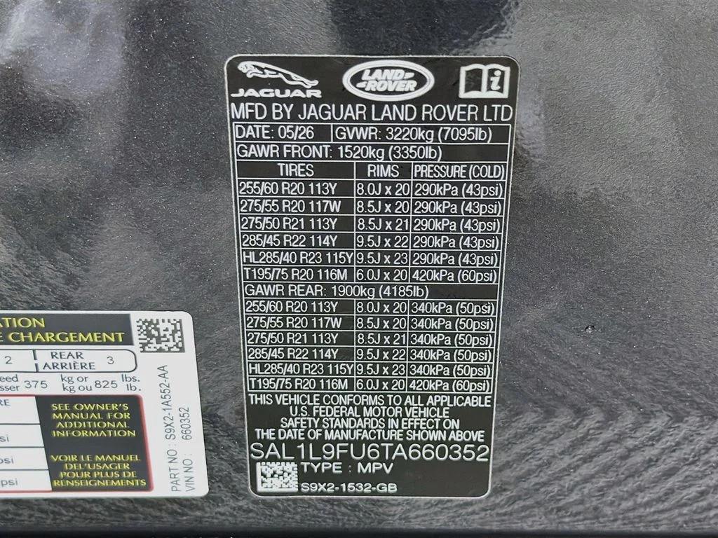 New 2026 Carpathian Gray Premium Metallic Land Rover Dynamic SE image 34
