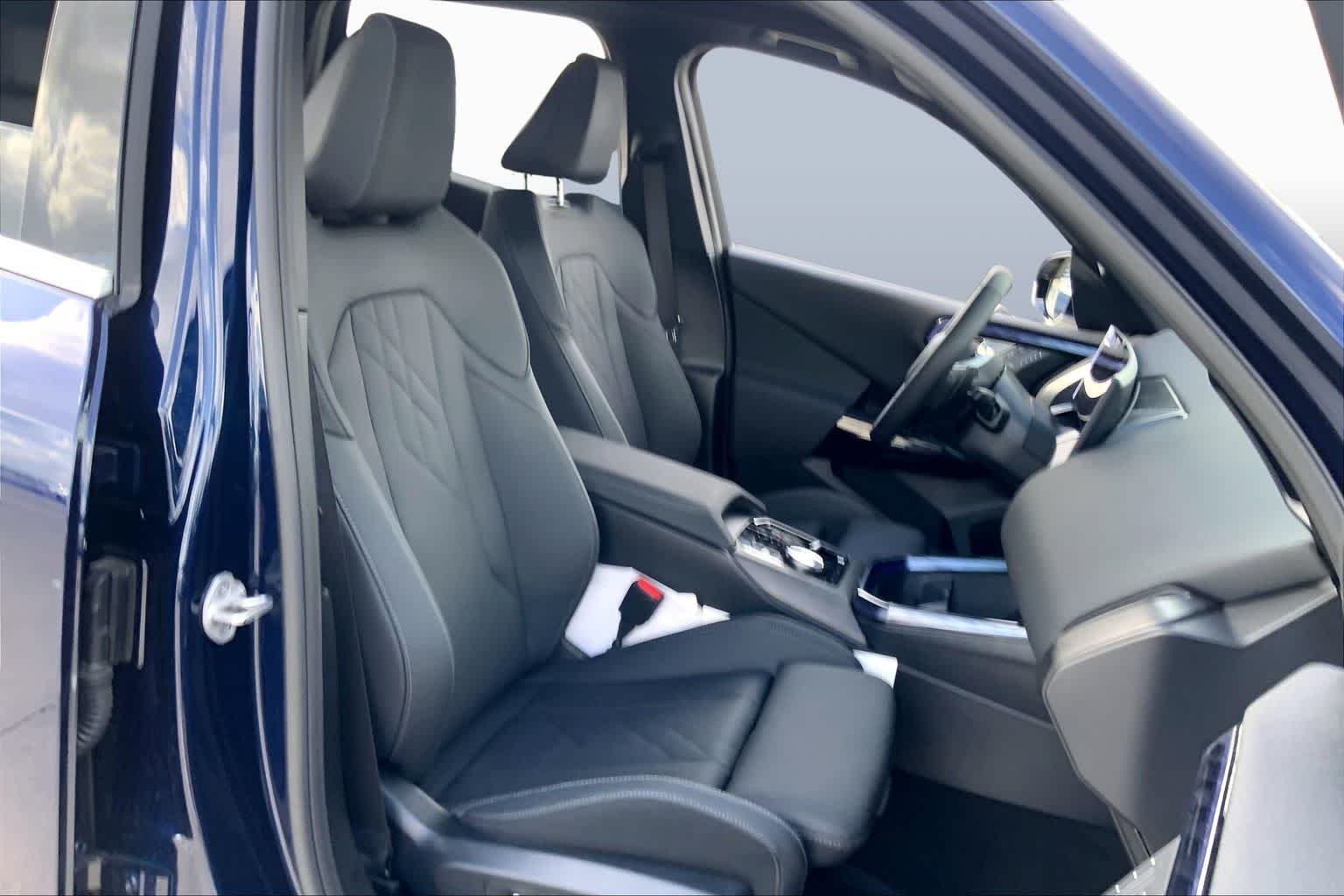 Used 2026 Tanzanite Blue II Metallic BMW 30 xDrive image 16