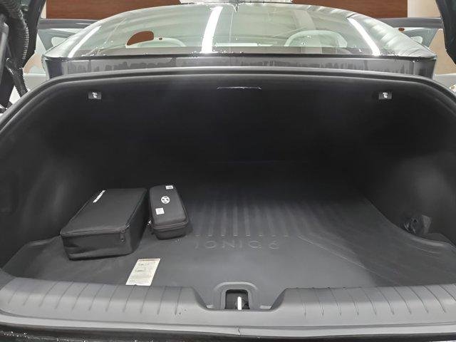 New 2025 Black Hyundai SEL image 16