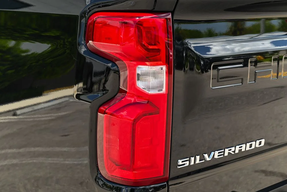 Used 2025 Black Chevrolet RST image 17