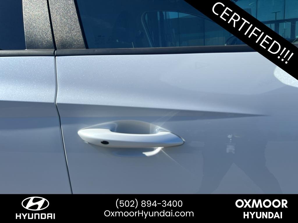 Used 2022 Quartz White Hyundai SEL image 5