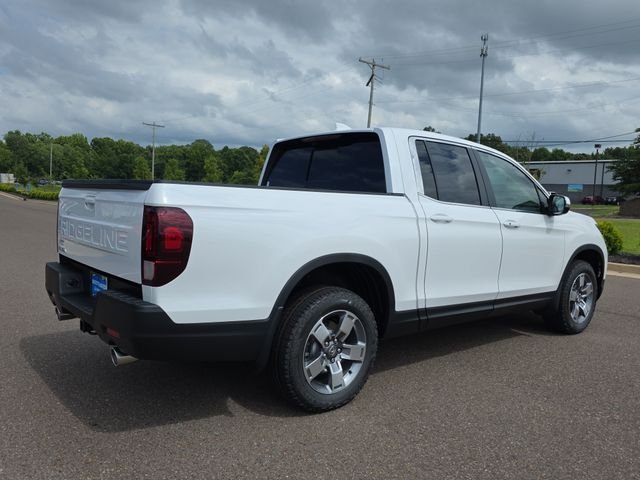 New 2026 Platinum White Pearl Honda RTL image 3