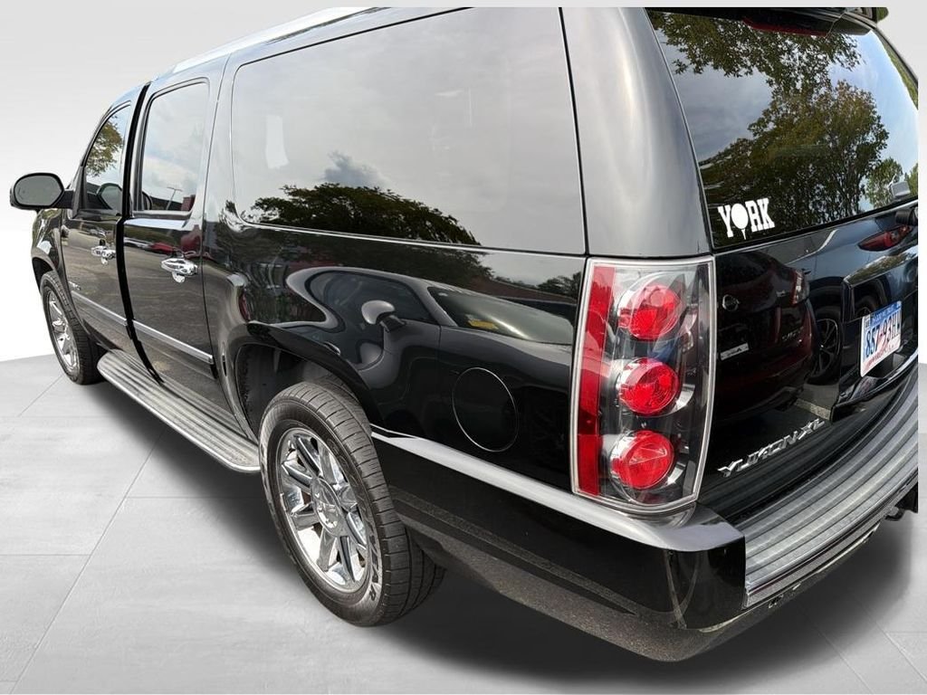 Used 2014 Black GMC Denali image 10