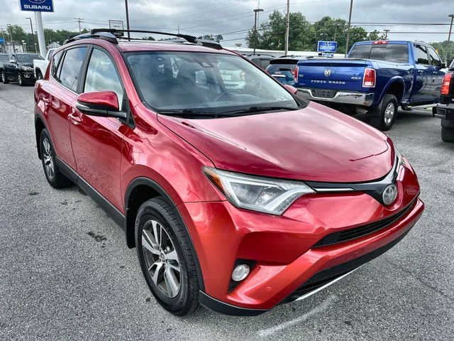Used 2017 Red Toyota XLE image 11