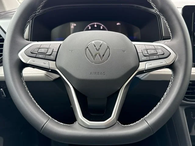 New 2026 Pure White Volkswagen 1.5T S image 25