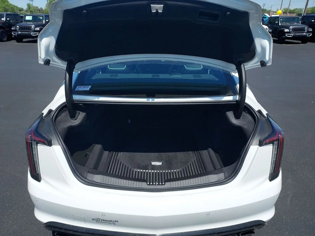 Used 2024 White Cadillac V-Series image 30
