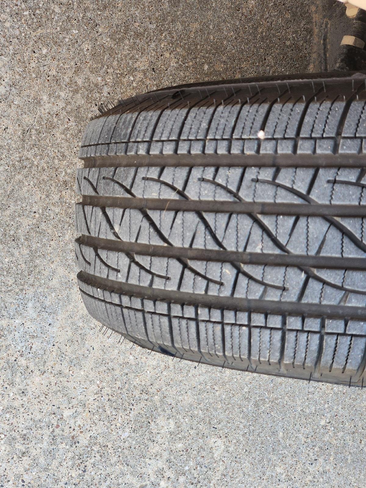 Used 2011 Pale Adobe Metallic Ford XLT image 10