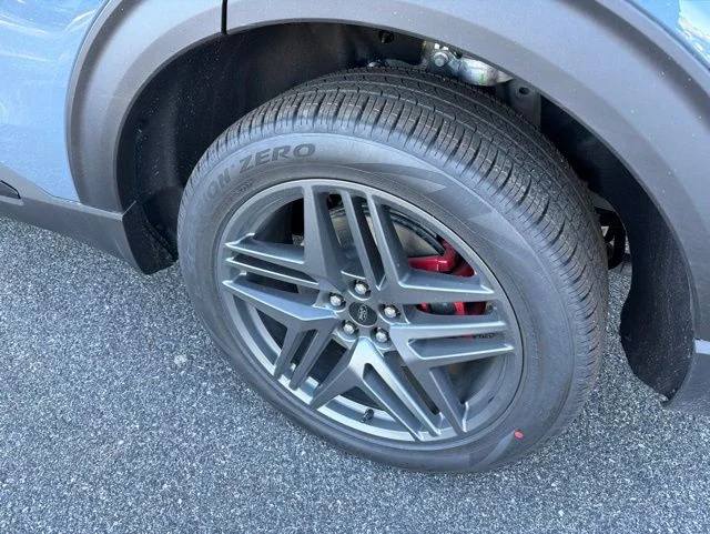 New 2026 Blue Ford ST-Line image 6
