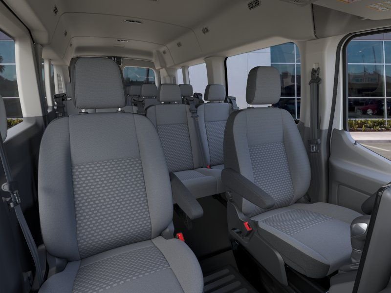 New 2026 Oxford White Ford XL image 9
