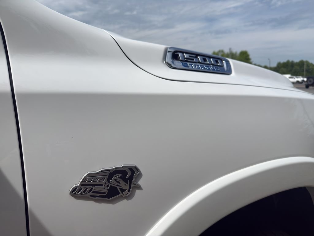 New 2026 Bright White Clear-Coat Exterior Paint RAM Longhorn image 15
