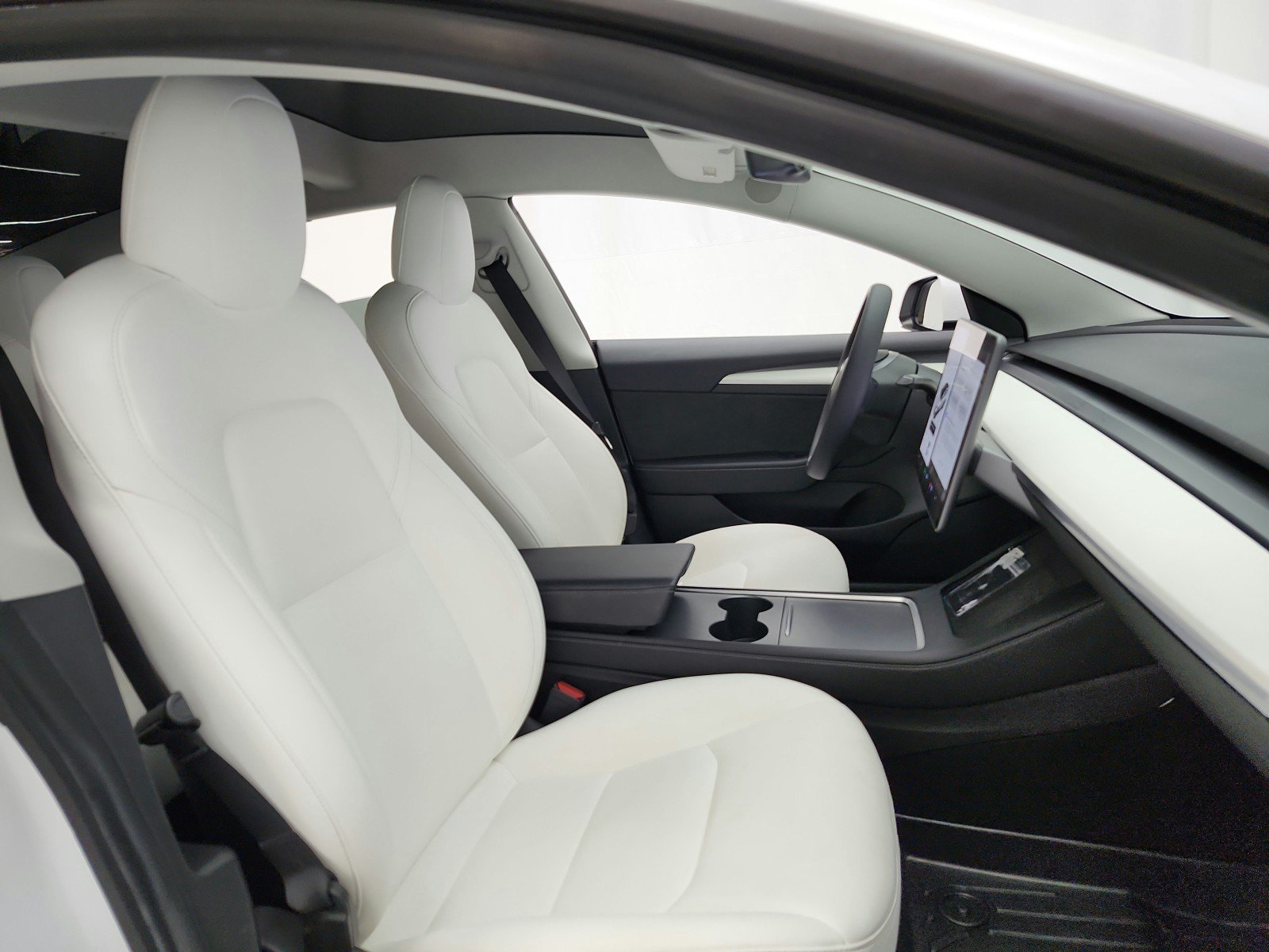 Used 2021 Pearl White Multi-Coat Tesla Standard Range Plus RWD image 18