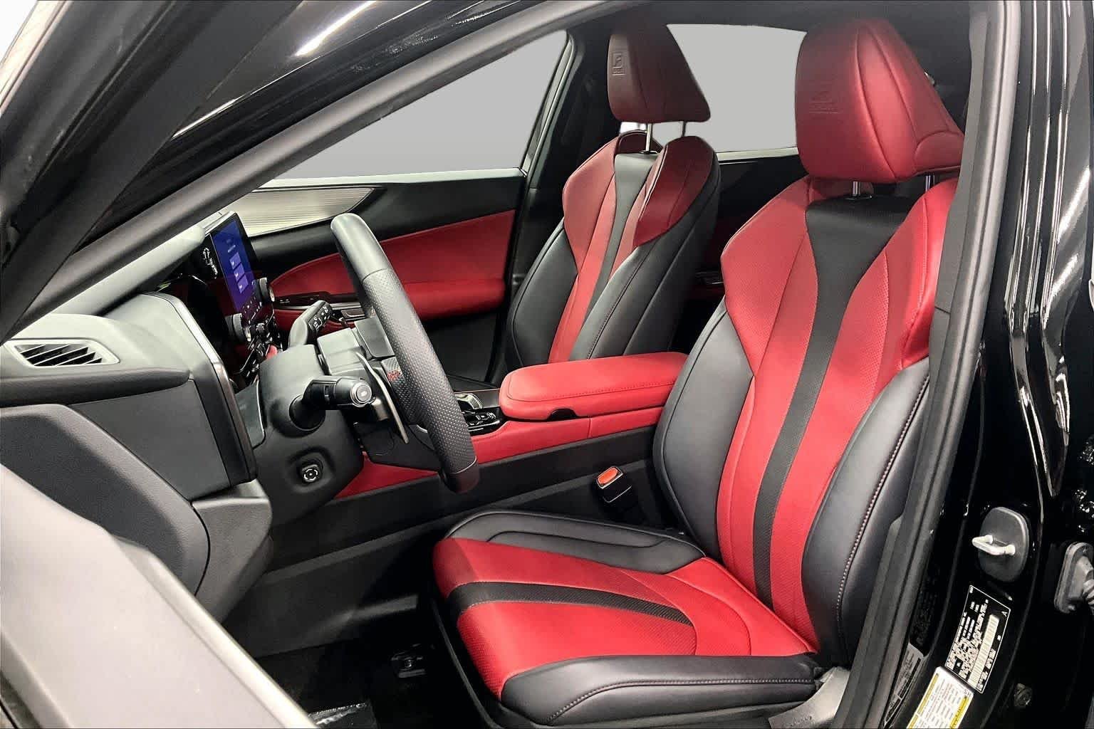 Certified Used 2024 OBSIDIAN Lexus F SPORT Handling image 8