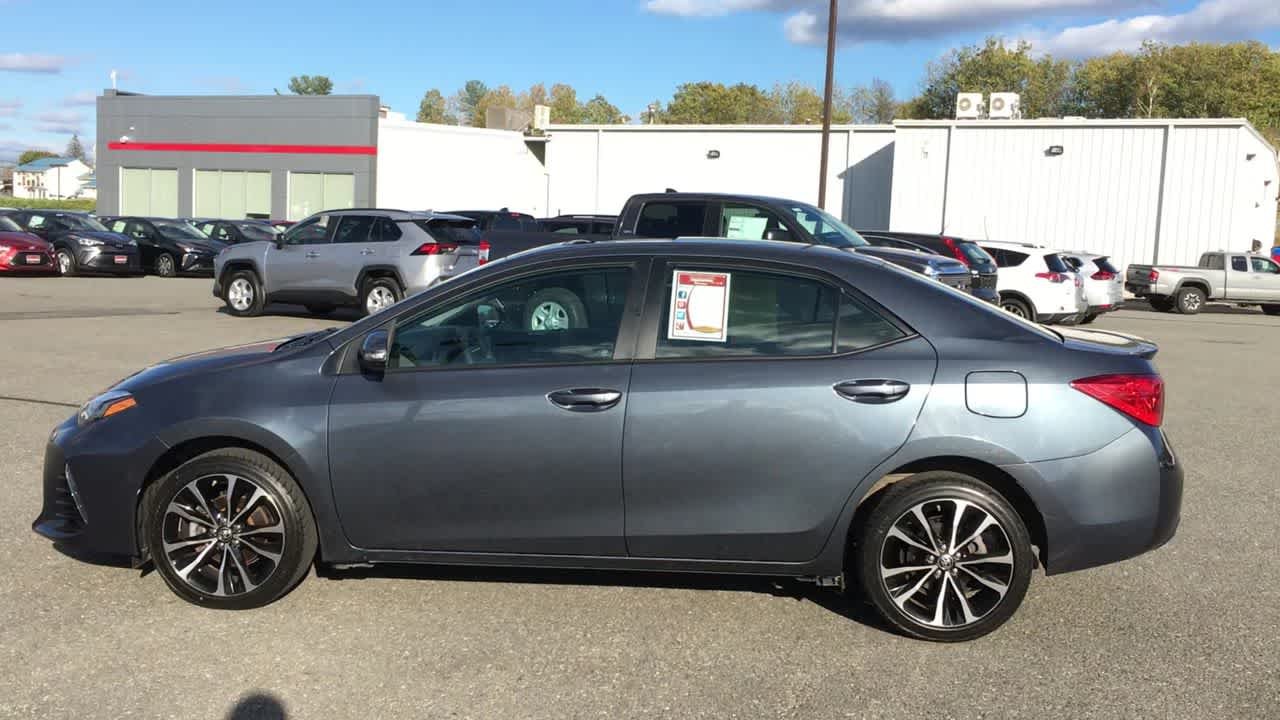 Used 2017 Slate Metallic Toyota SE image 5