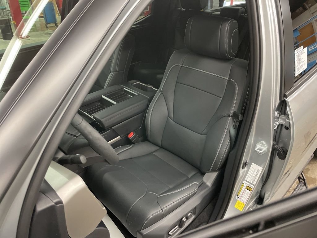 2026 Toyota Tundra SR5 - Photo 11