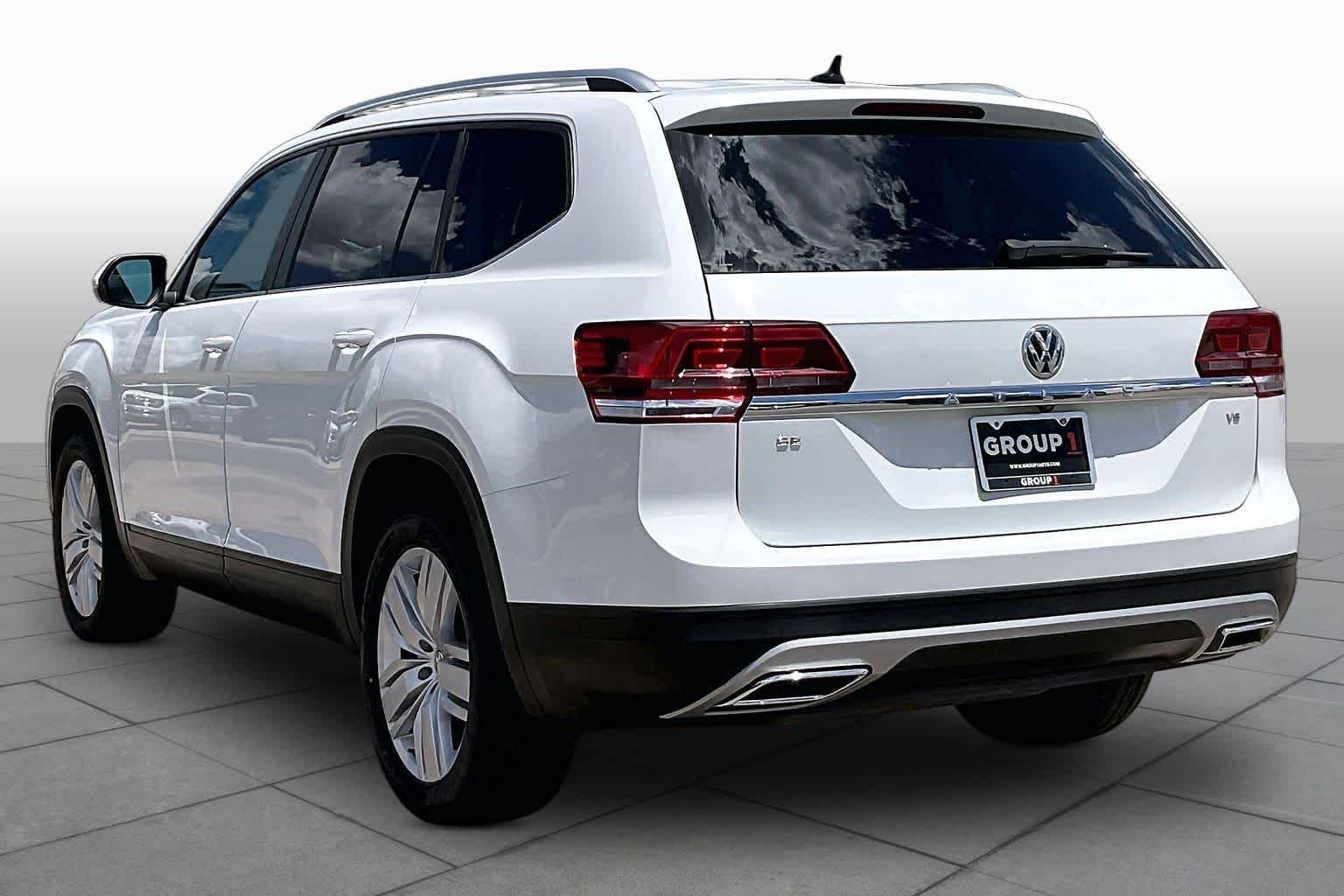 Used 2019 Pure White Volkswagen 3.6L V6 SE w/Technology image 12