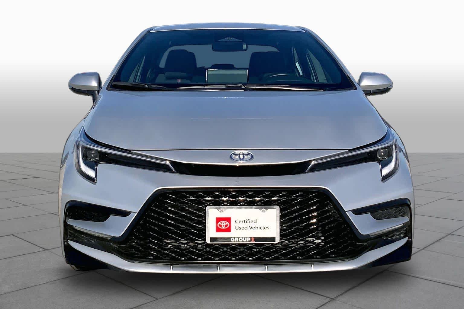 Used 2026 Classic Silver Metallic Toyota SE image 4