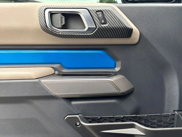 Used 2023 Velocity Blue Metallic Ford Wildtrak image 16