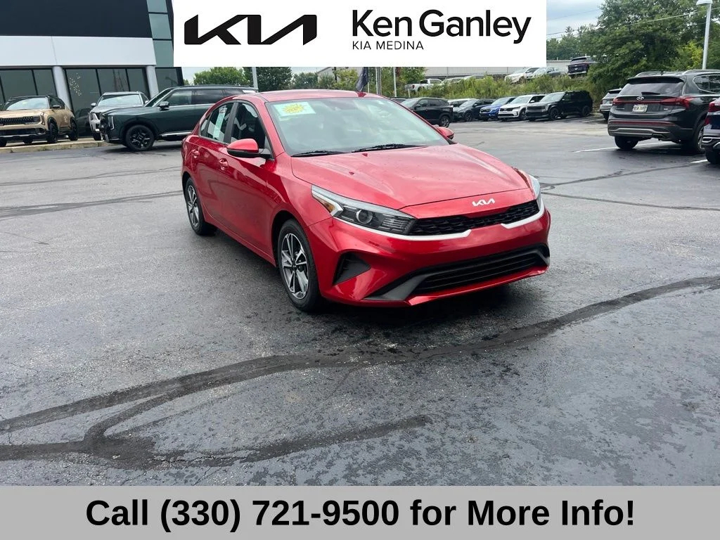 2023 Kia Forte LXS - Photo 6