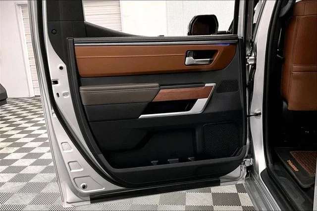 2023 Toyota Tundra 1794 Edition - Photo 23