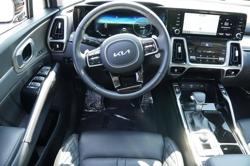 Used 2023 Glacial White Pearl Kia X-Line SX Prestige image 21