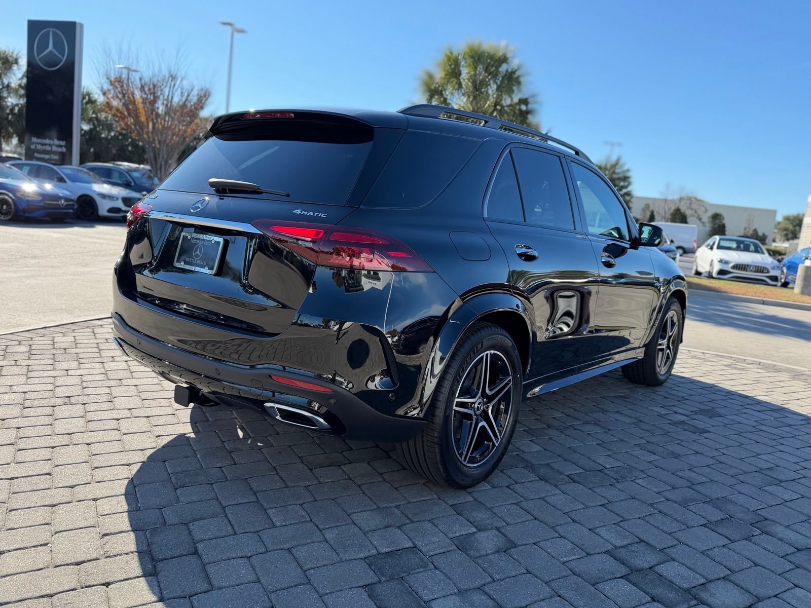 New 2026 Black Mercedes-Benz GLE 350 image 9