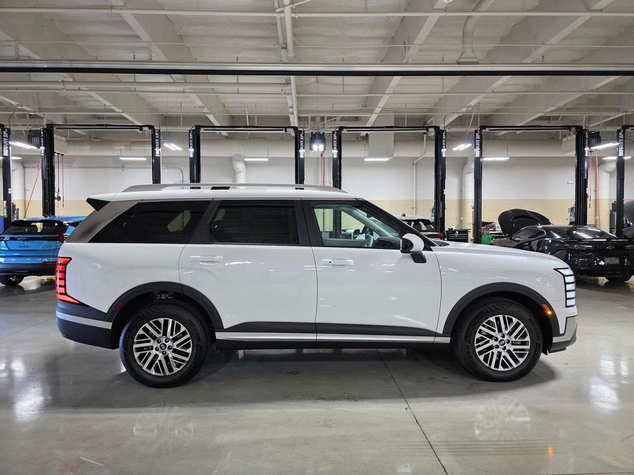 New 2026 Creamy White Pearl Hyundai SEL AWD image 8
