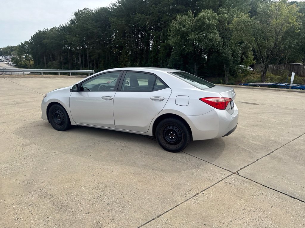 Used 2017 Silver Toyota LE image 14