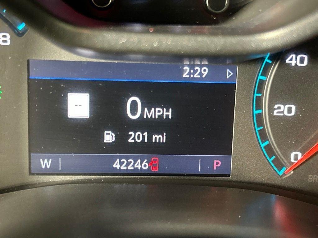 Used 2021 Cayenne Red GMC Denali image 5