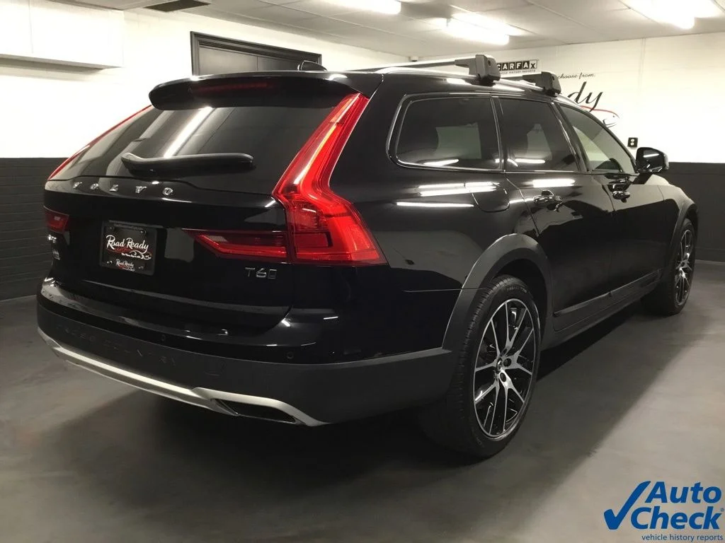 Used 2020 Black Volvo T6 AWD image 10