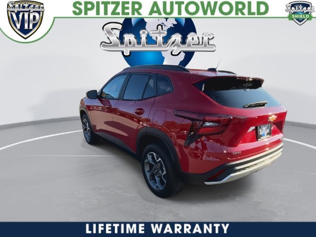 2026 Chevrolet Trax photo 11 of 40