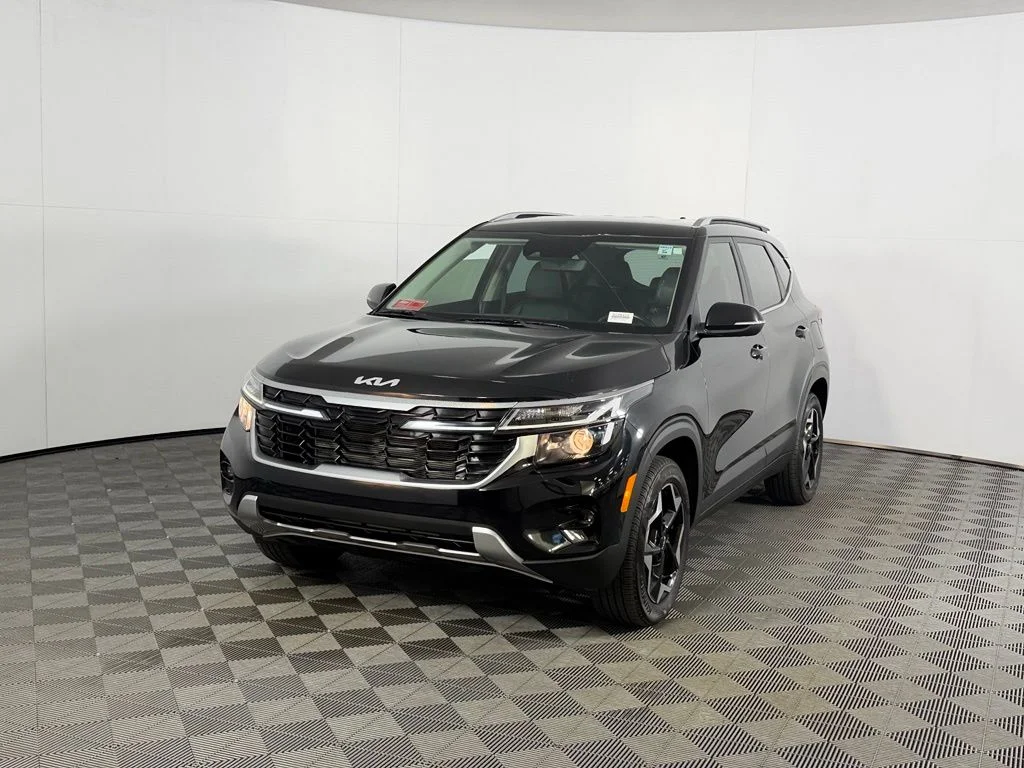 Certified Used 2025 Black Kia EX image 10