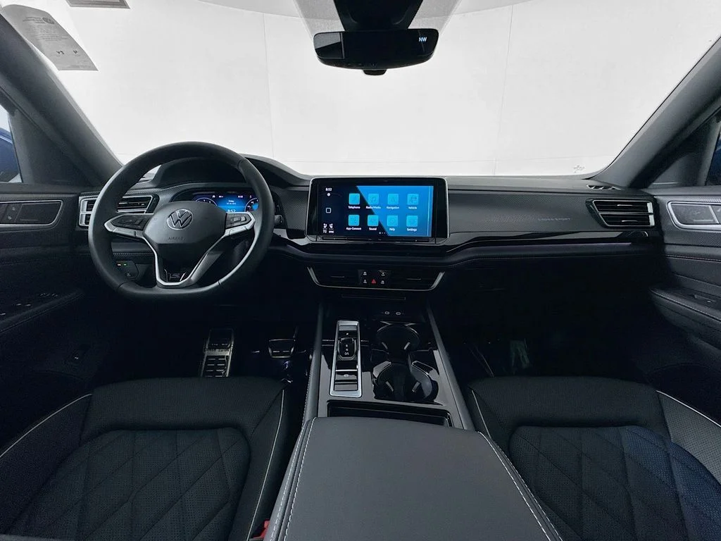 2025 Volkswagen Atlas Cross Sport SEL Premium R-LINE - Photo 7