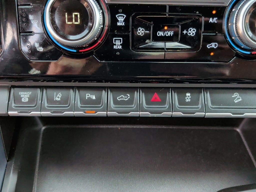Used 2024 Sterling GMC Denali Ultimate image 33