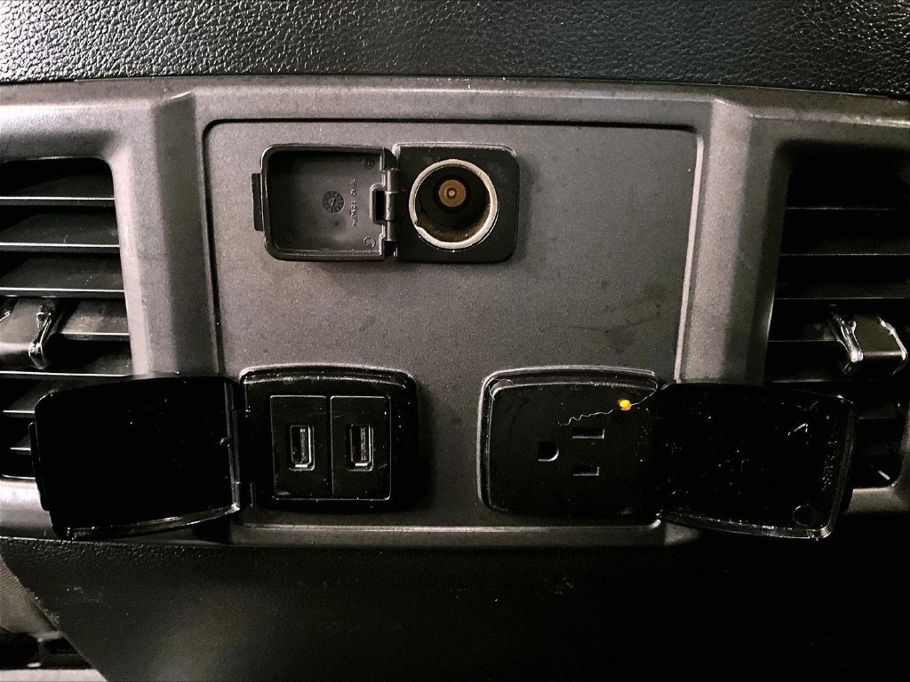 Used 2018 Gray Ford XLT image 26