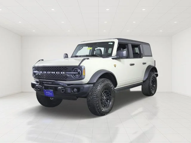 Certified Used 2026 Beige Ford Badlands image 2