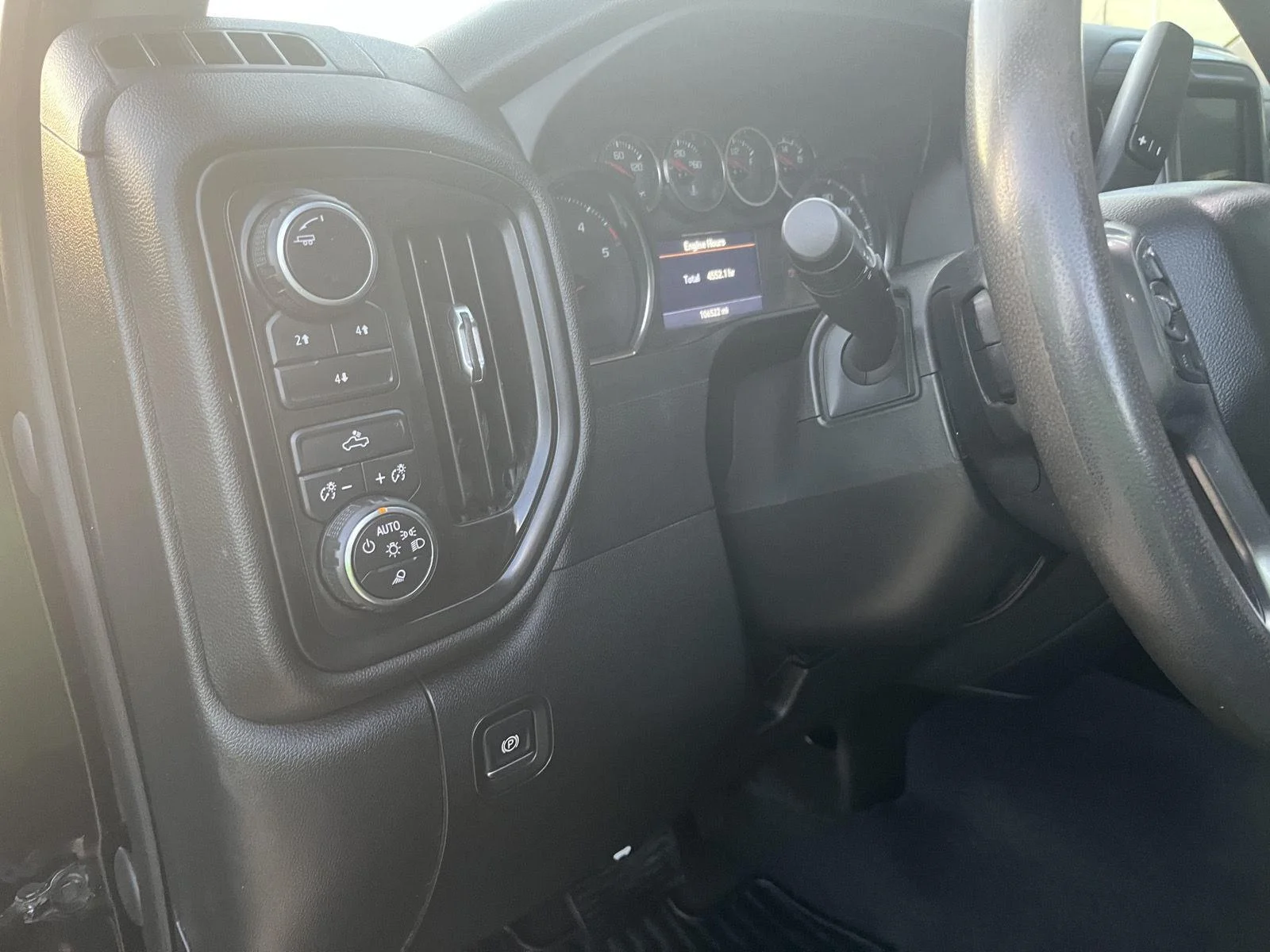 2022 Chevrolet Silverado 2500HD Custom - Photo 13