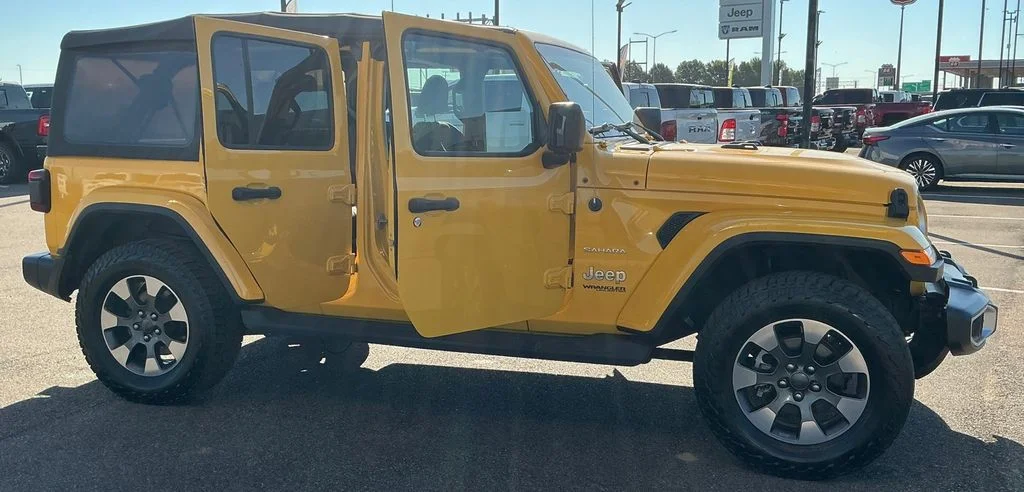 Used 2018 Yellow Jeep Unlimited Sahara image 34